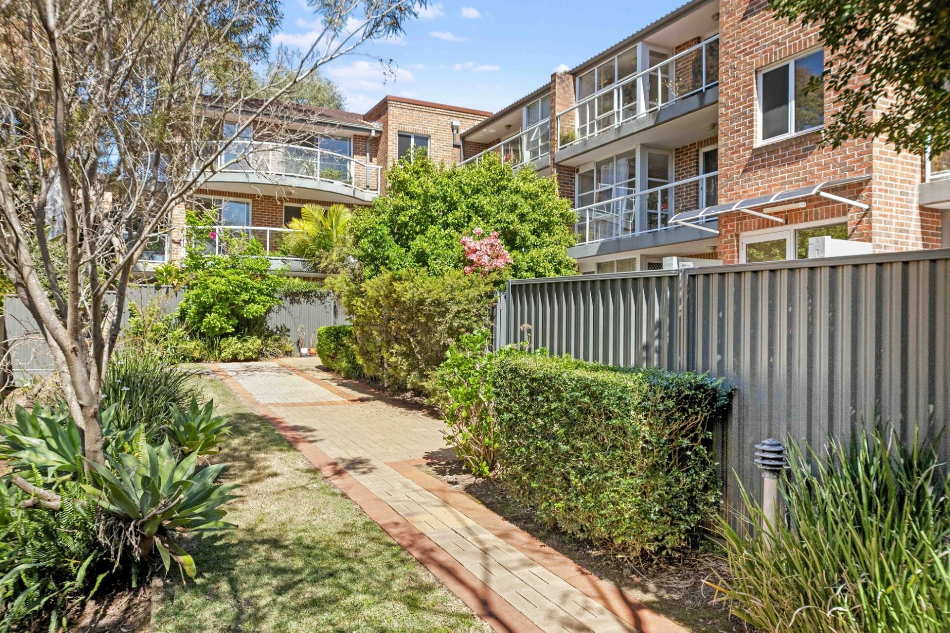 Rental properties & online application form