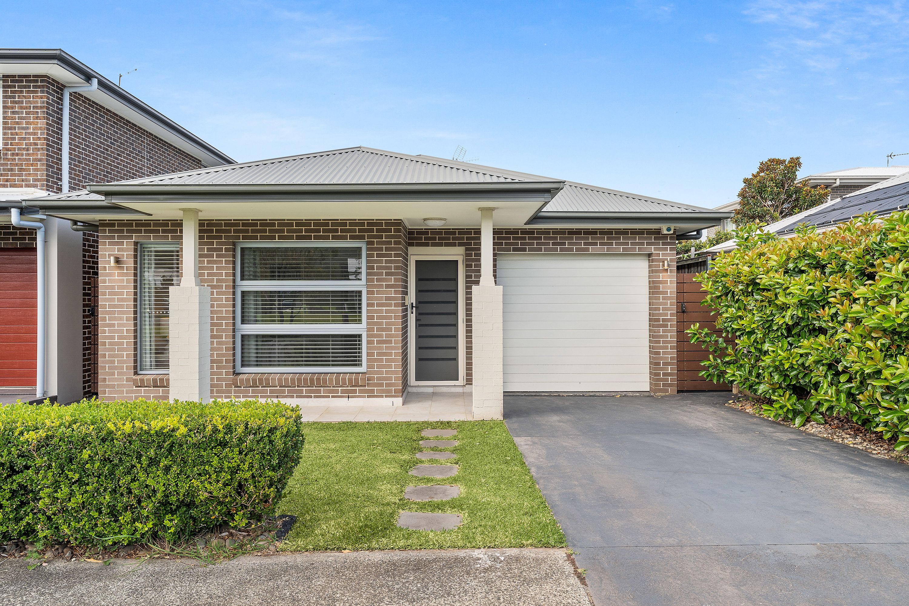 27 Brickworks Avenue, Thirroul NSW 2515