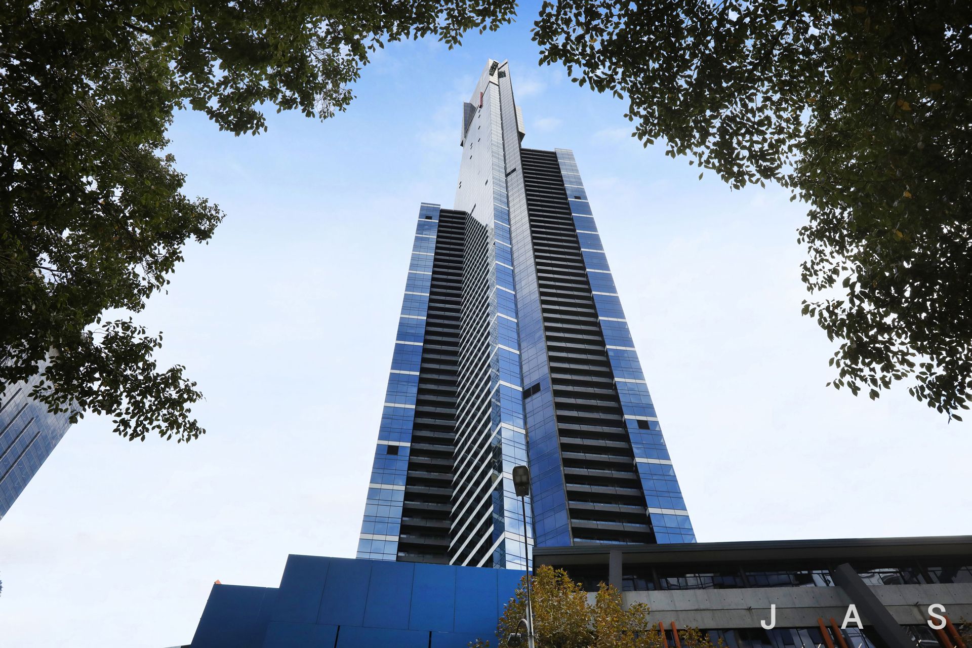 1304/7 Riverside Quay Southbank VIC, Southbank - Thumbnail 2