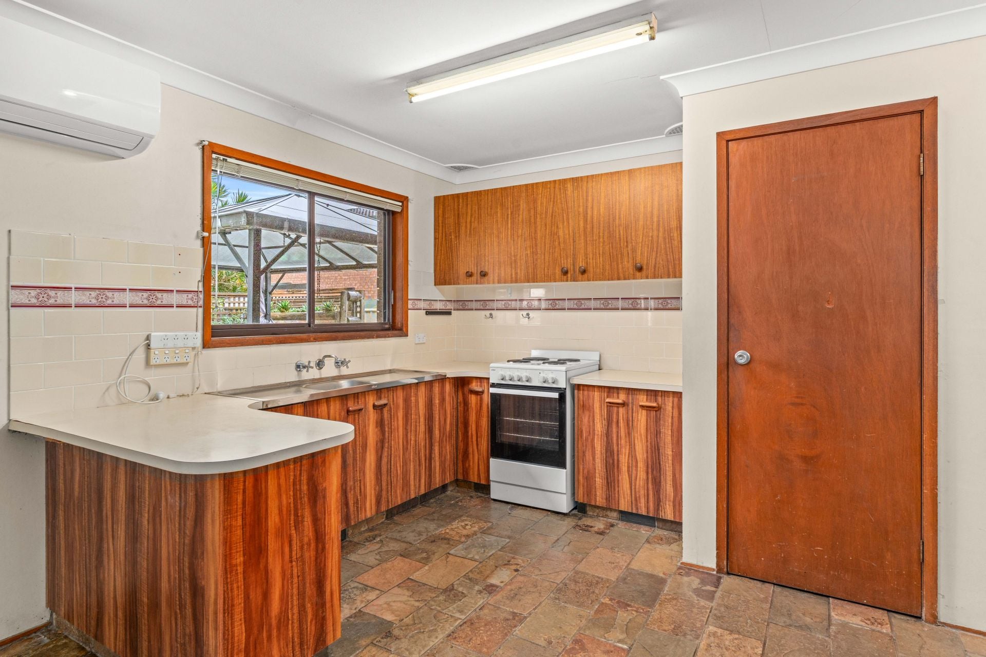57 Paton Street Woy Woy NSW, Woy Woy - Thumbnail 5
