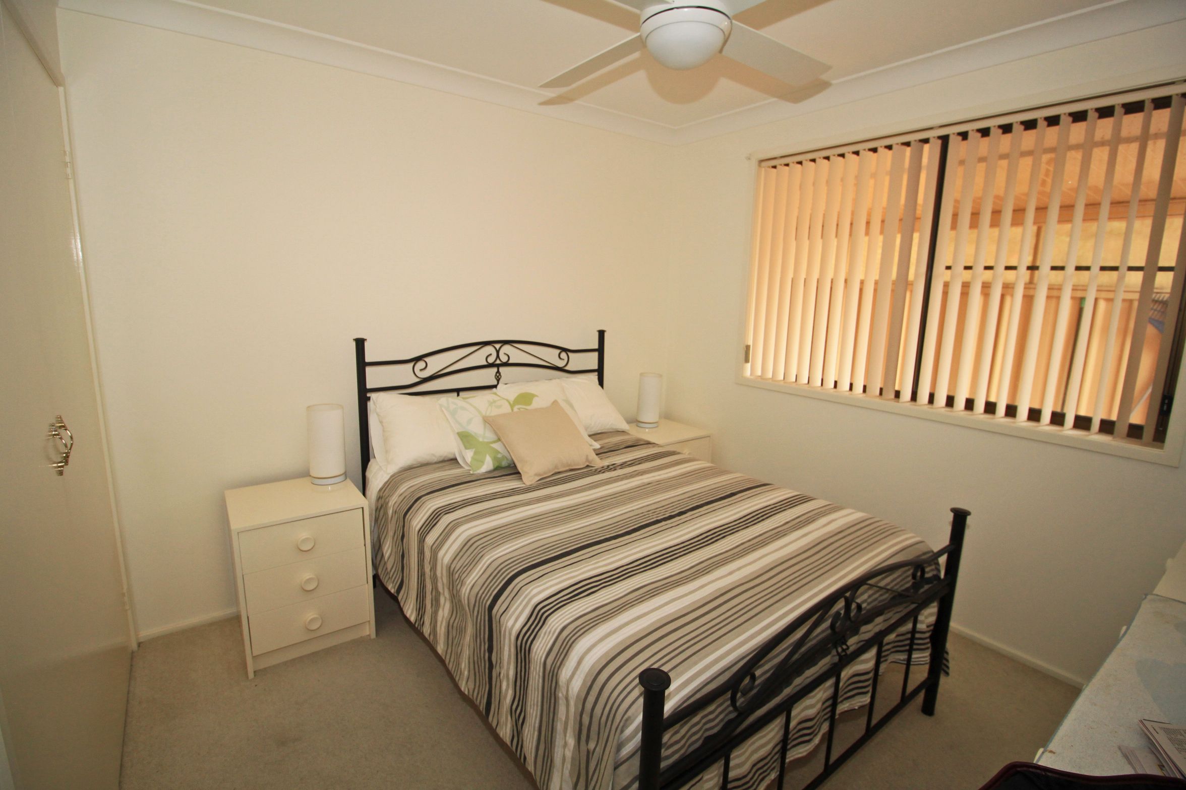 2/7 Gow Place, LAURIETON NSW 2443