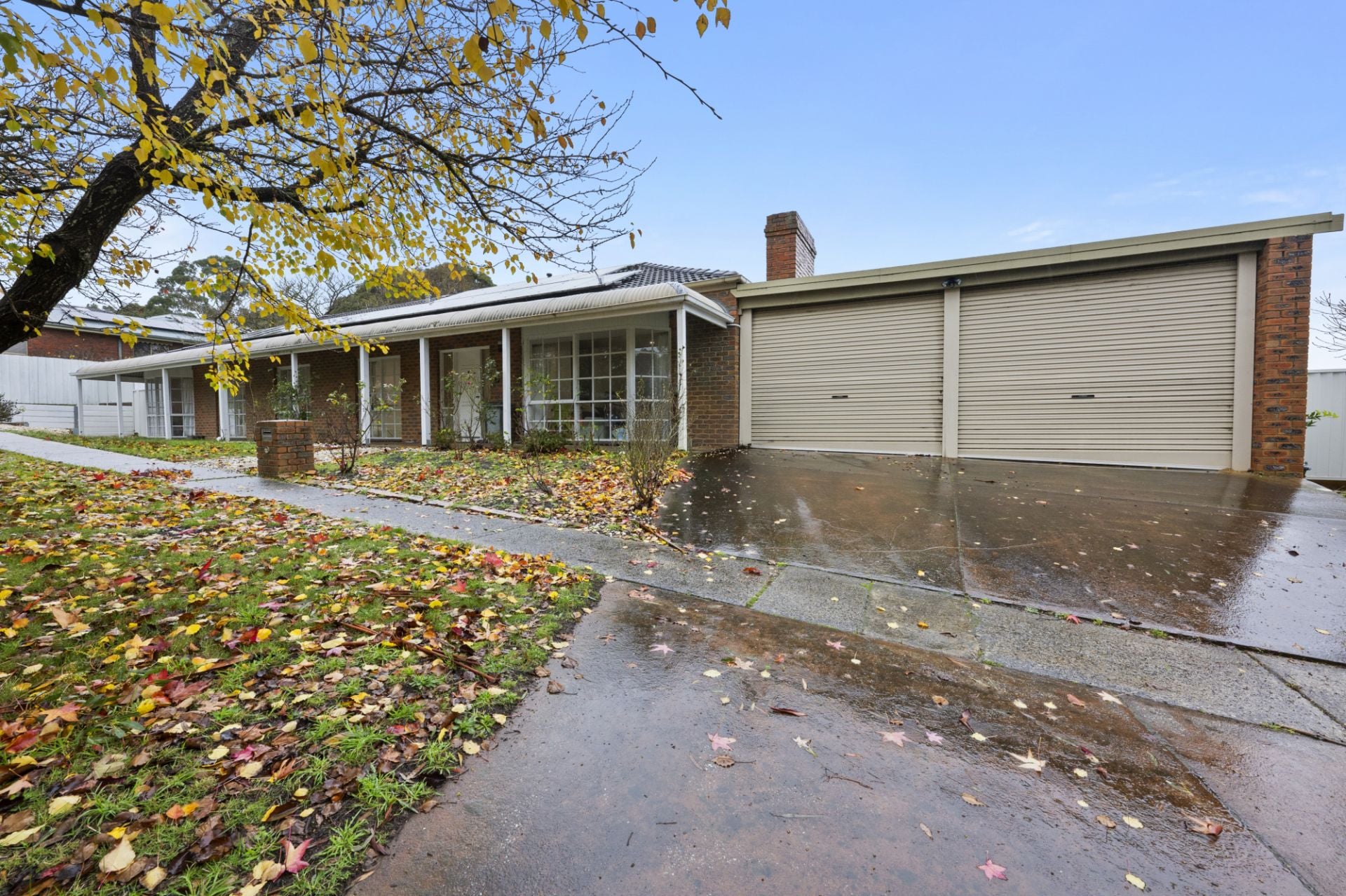 1 Hakea Court, Mount Helen, Mount Helen - Thumbnail 2