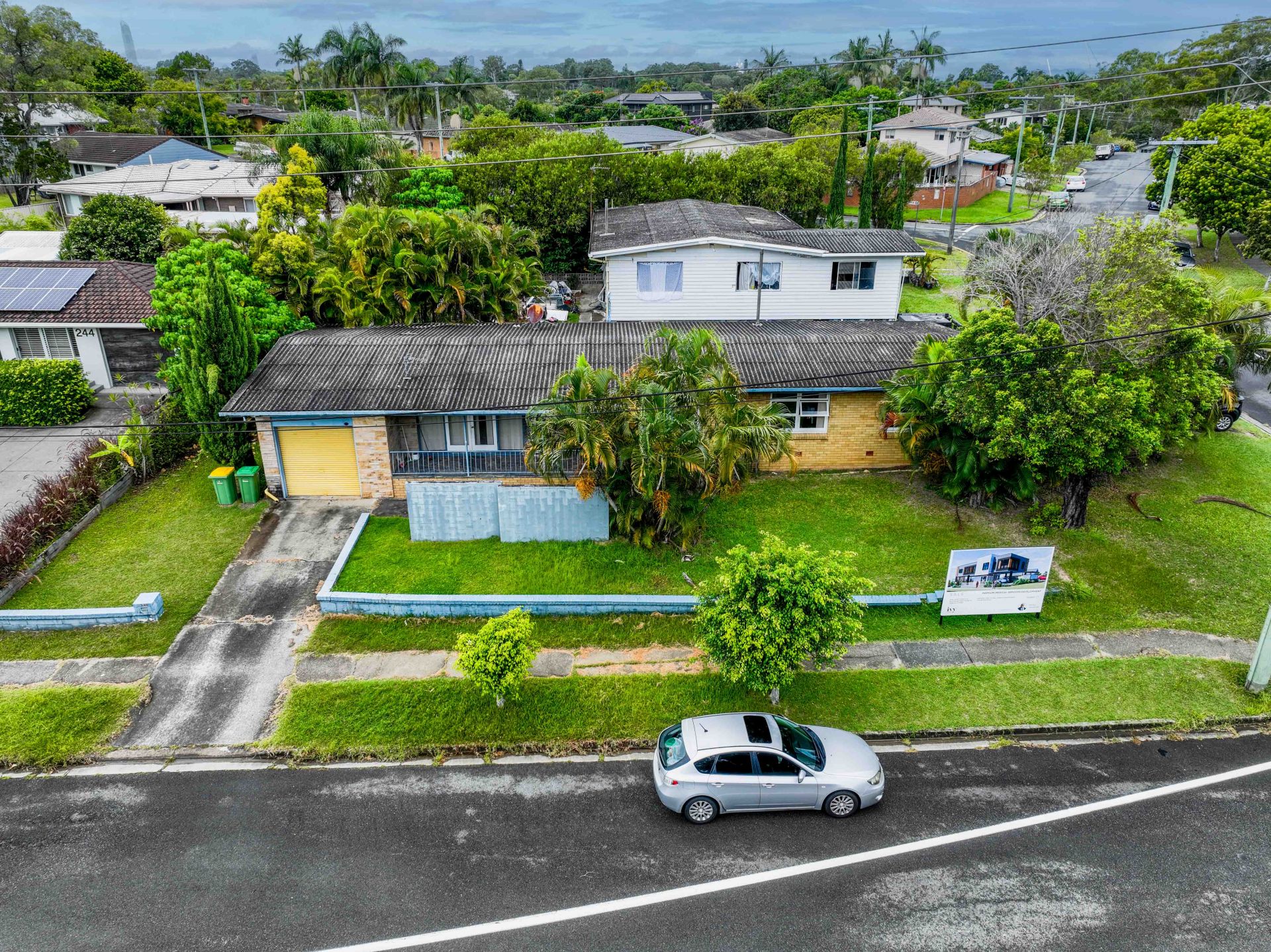 1 Orana Avenue, Southport QLD 4215, Southport - Thumbnail 8