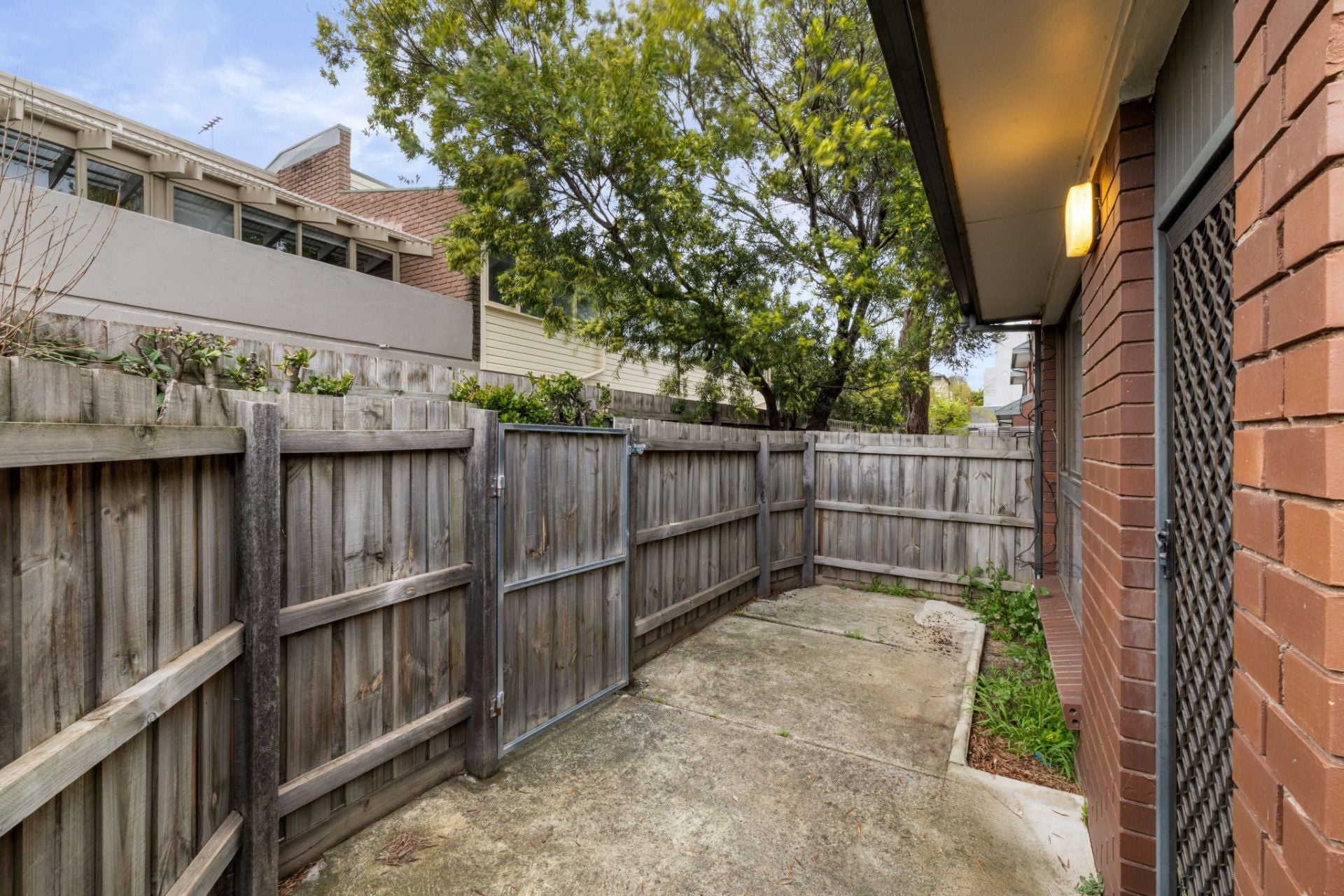 Large Three Bedroom townhouse