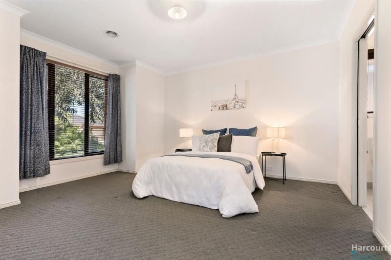 12 Donovan Street, Lalor