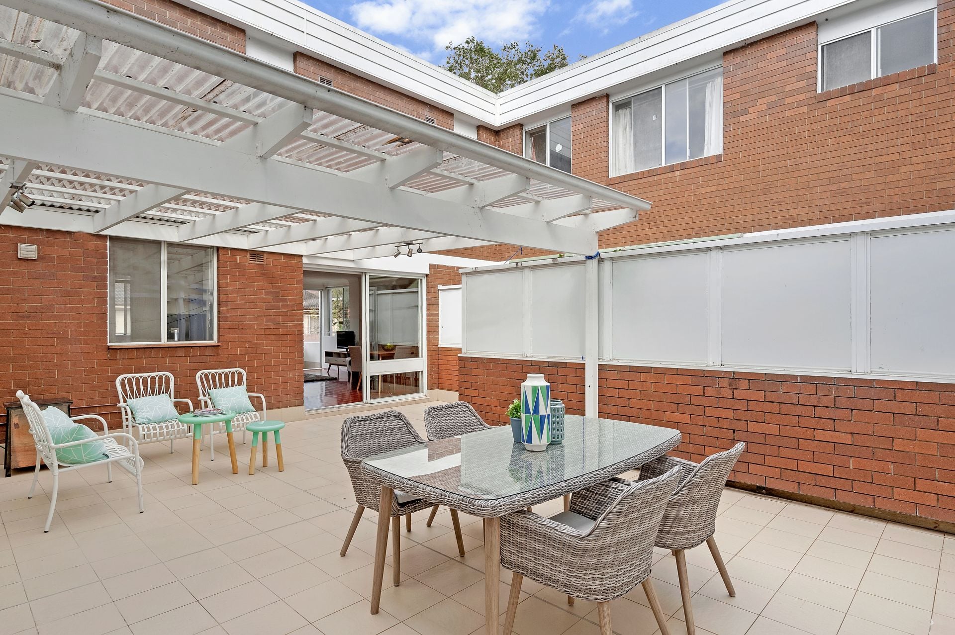12/17-19 Edgeworth David Avenue, Hornsby, Hornsby - Thumbnail 3