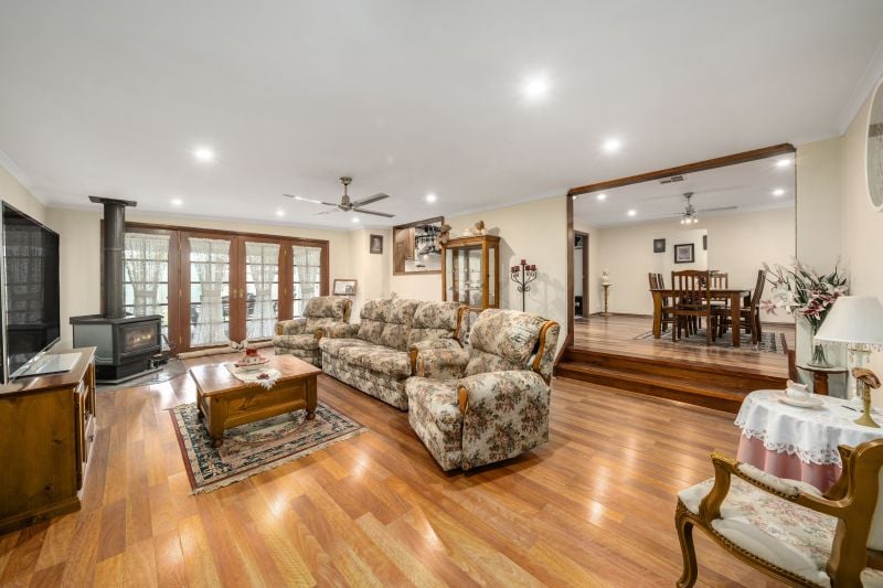 96 Moorhead Drive, Mill Park