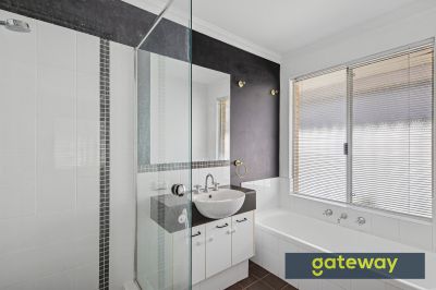 16 New England Vista, Aubin Grove