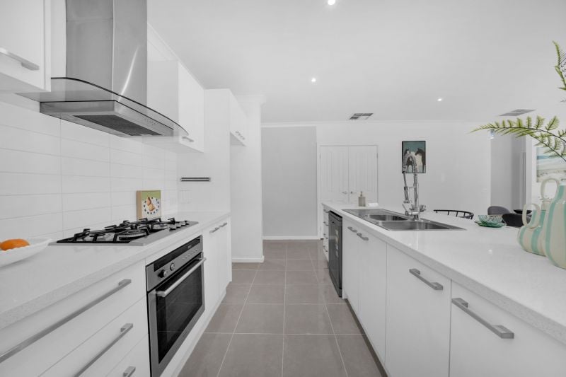 11 Blue Hill Way, Wollert