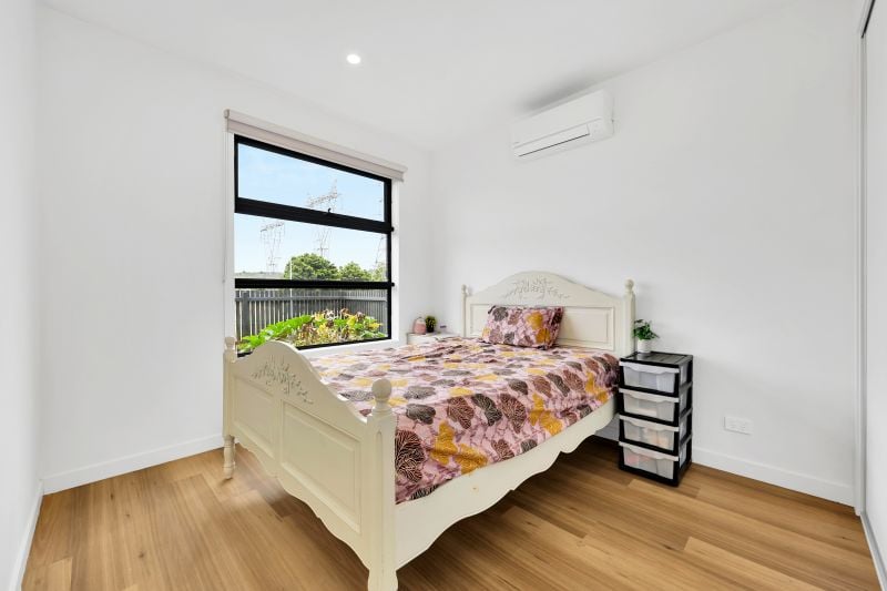 7 Leaflove Walk, South Morang