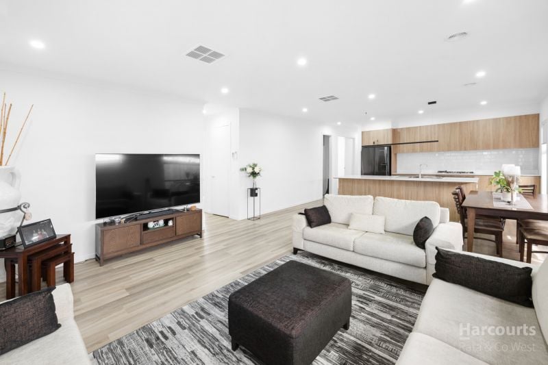 4 Scatter Road, Fraser Rise