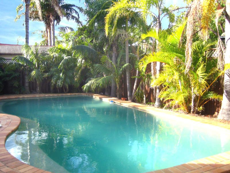 16 Grenville Avenue, CARINGBAH, Caringbah - Thumbnail 4