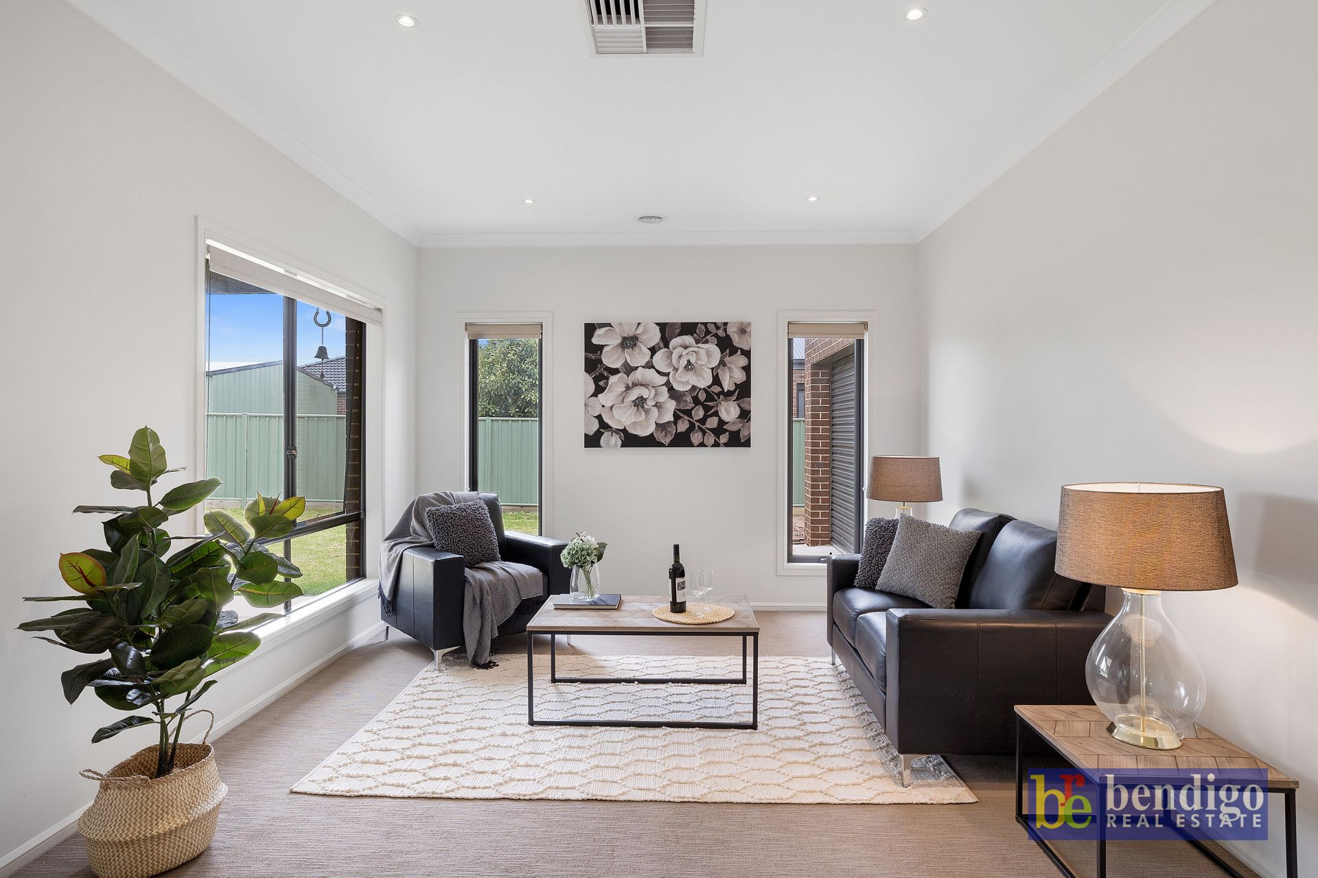 4 Cloverfields Crescent Epsom VIC, Epsom - Thumbnail 3