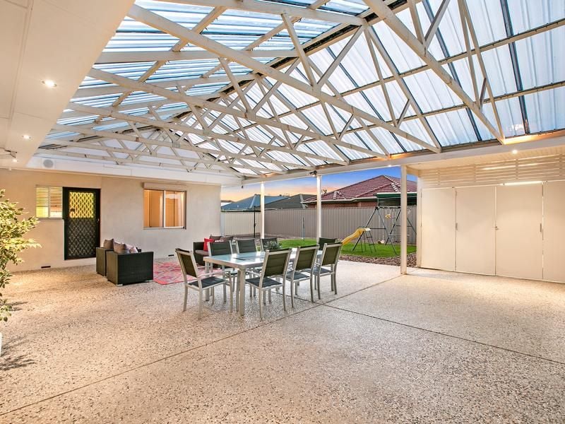 8 Angley Avenue, Findon SA 5023
