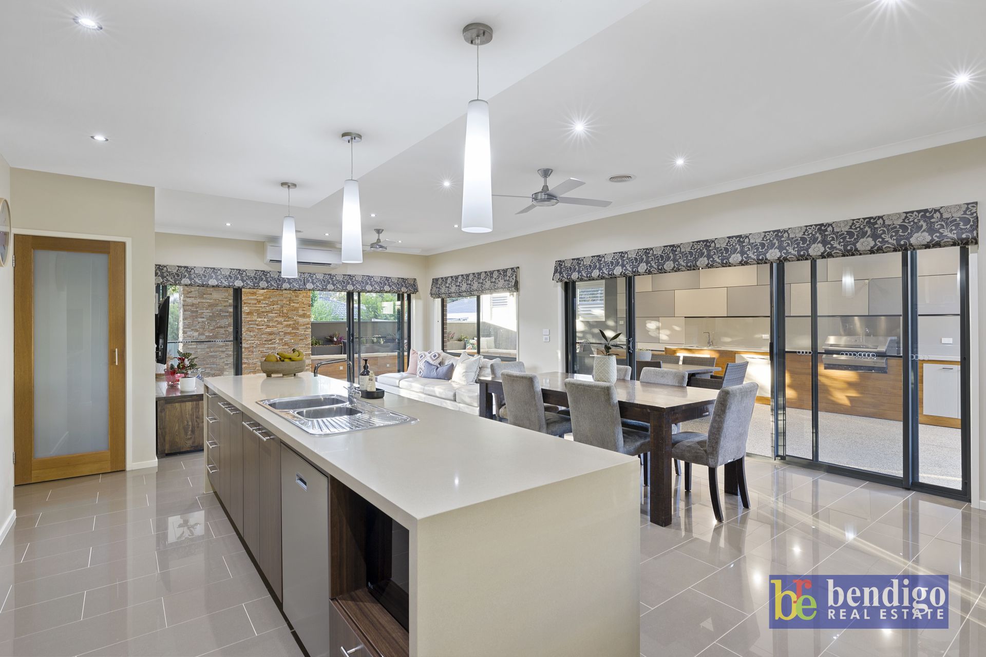 14 Parklands Way Maiden Gully VIC, Gully - Thumbnail 5