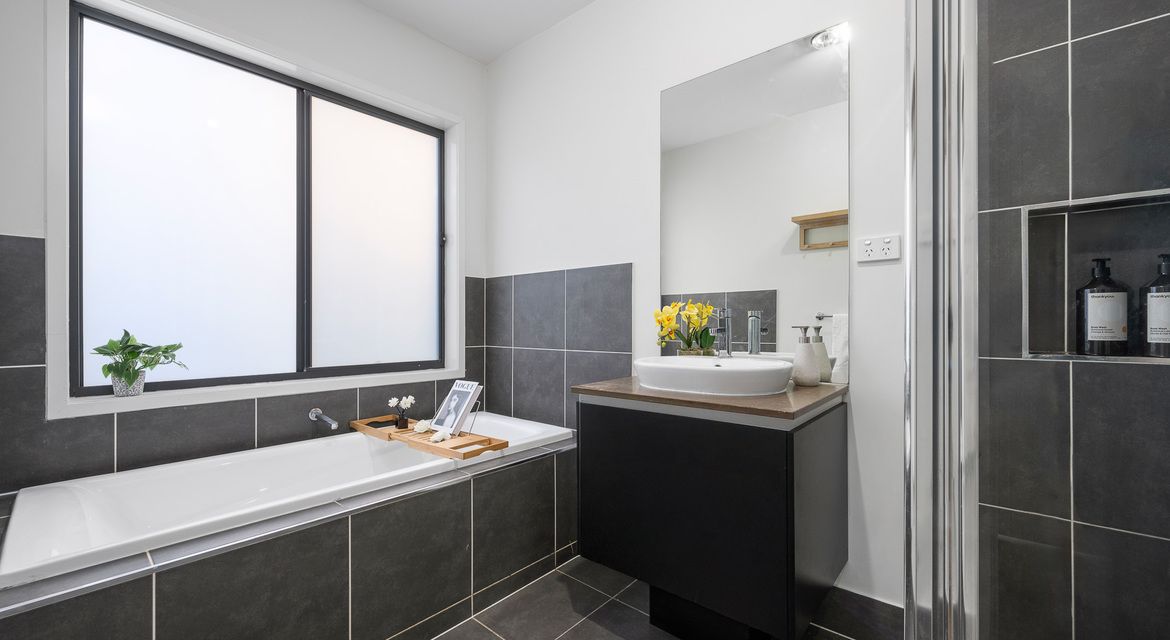 Denham Court 31 Sweetman Circuit