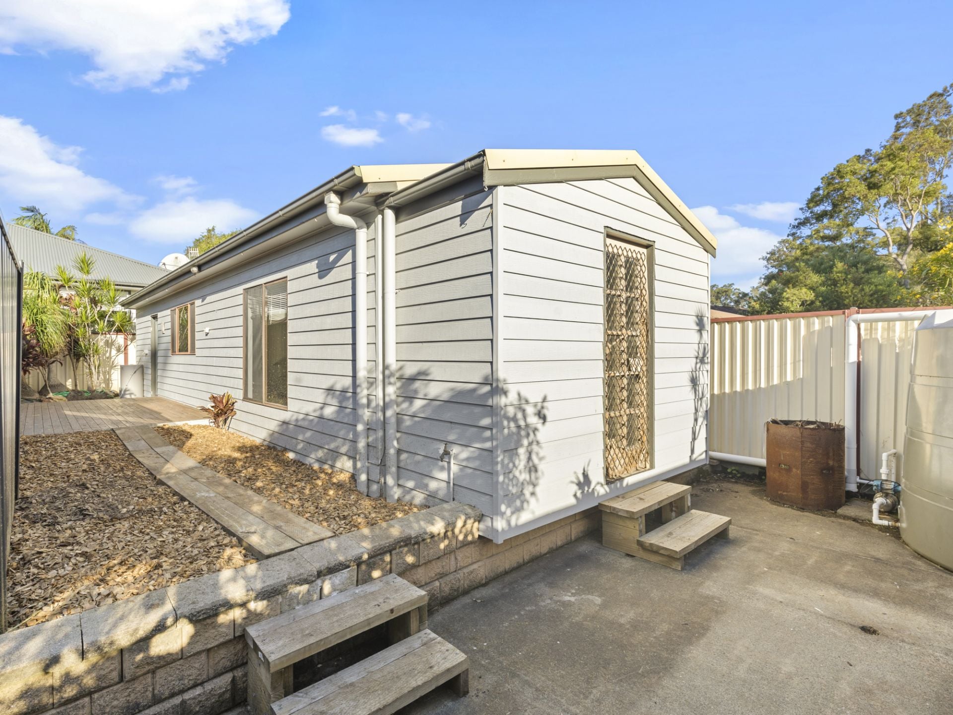 2A Hinemoa Ave, Killarney Vale