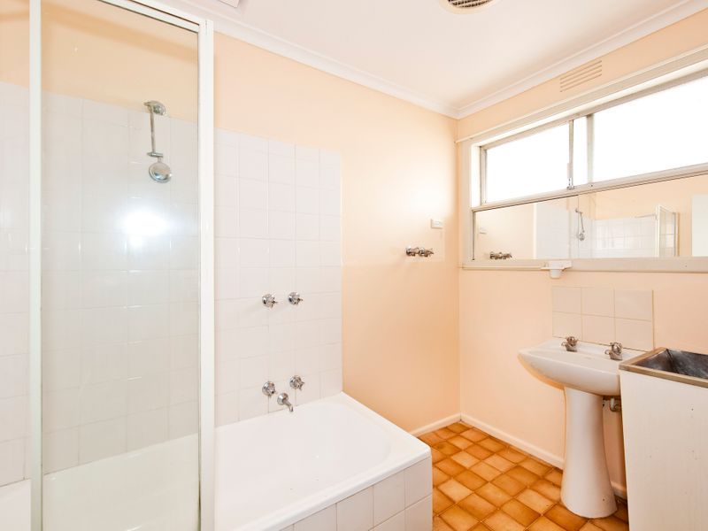 2/118 Gamon Street Yarraville VIC, Yarraville - Thumbnail 3
