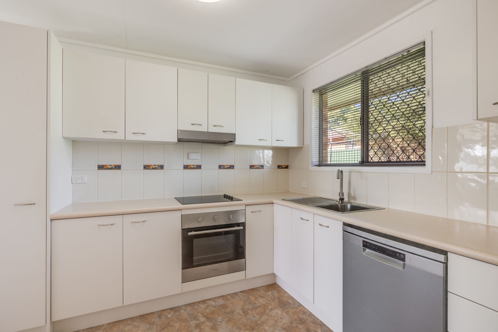 3/22 Kirklees Street, Newtown - Thumbnail 3
