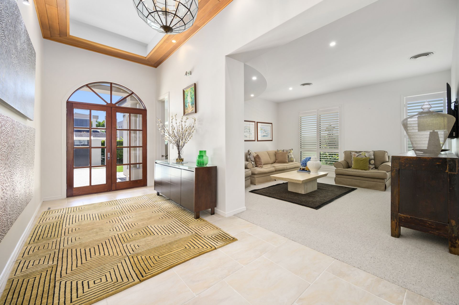 54 King Charles Drive, Sovereign Islands - Thumbnail 6