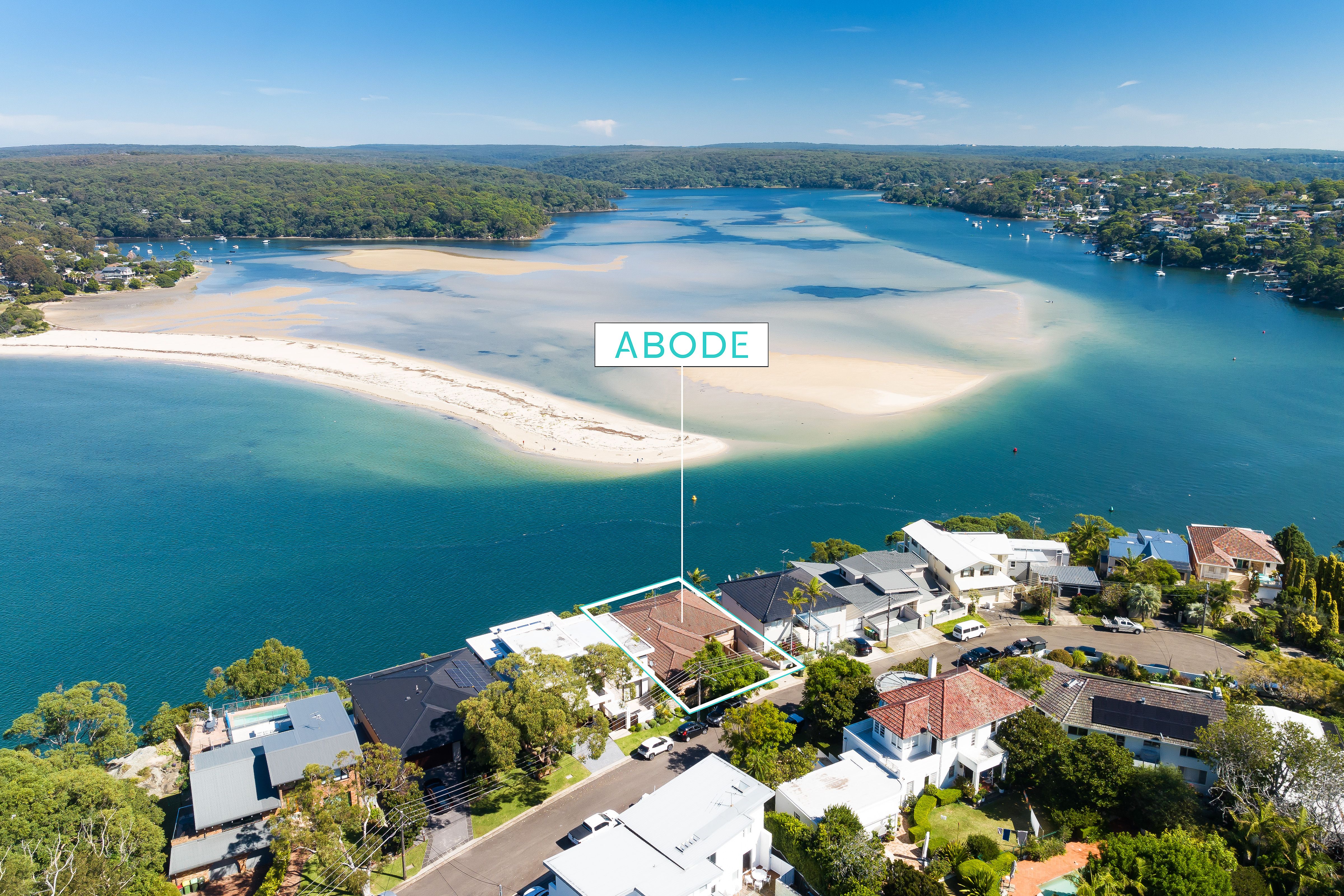 8 Loch Lomond Crescent BURRANEER 2230