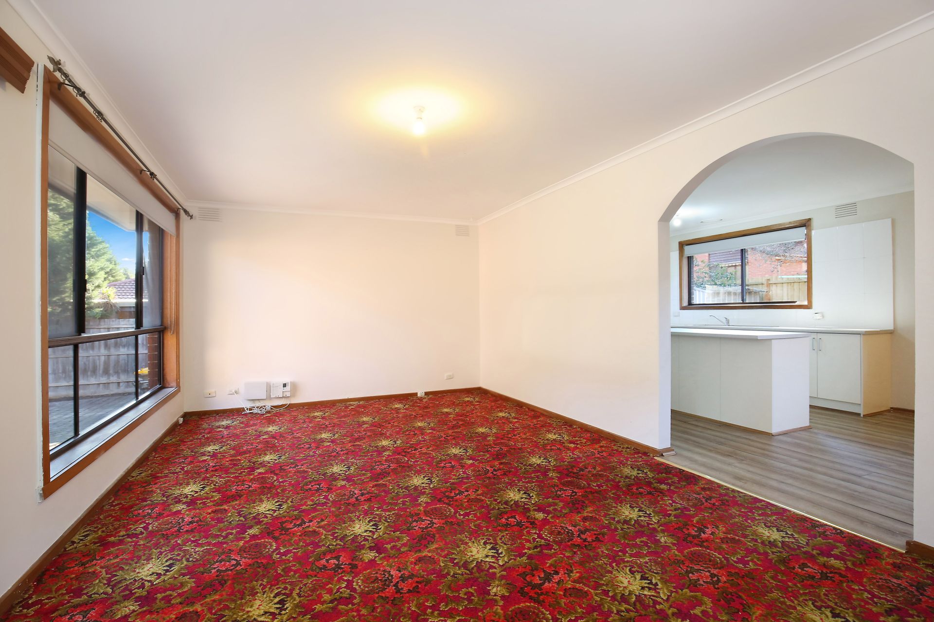 AFFORDABLE HOME WITH MODERN KITCHEN!