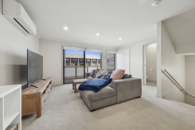 46 Bon Scott Crescent Moncrieff ACT, Moncrieff - Thumbnail 3