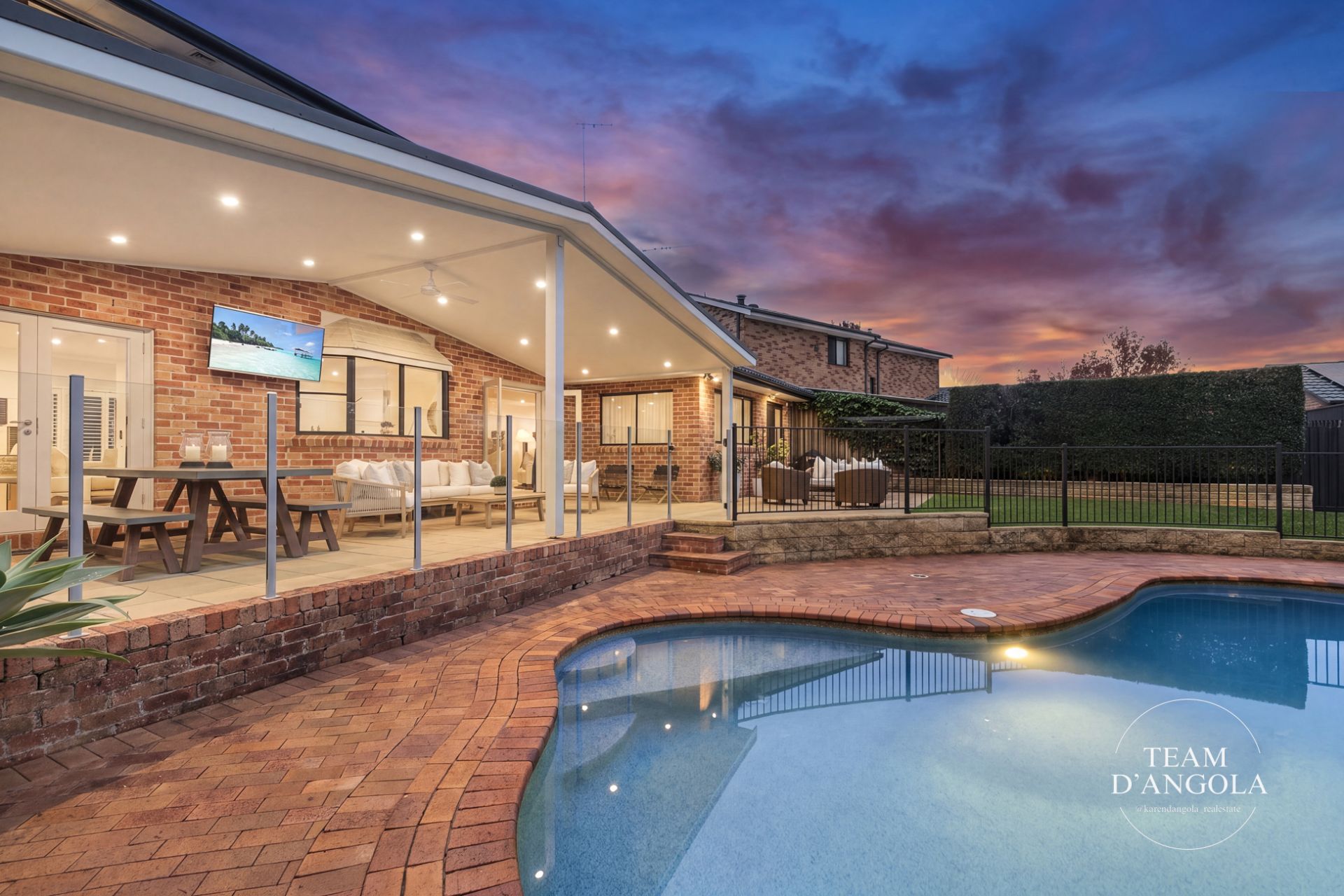 23 Battlement Crescent, Castle Hill, Castle Hill - Thumbnail 2