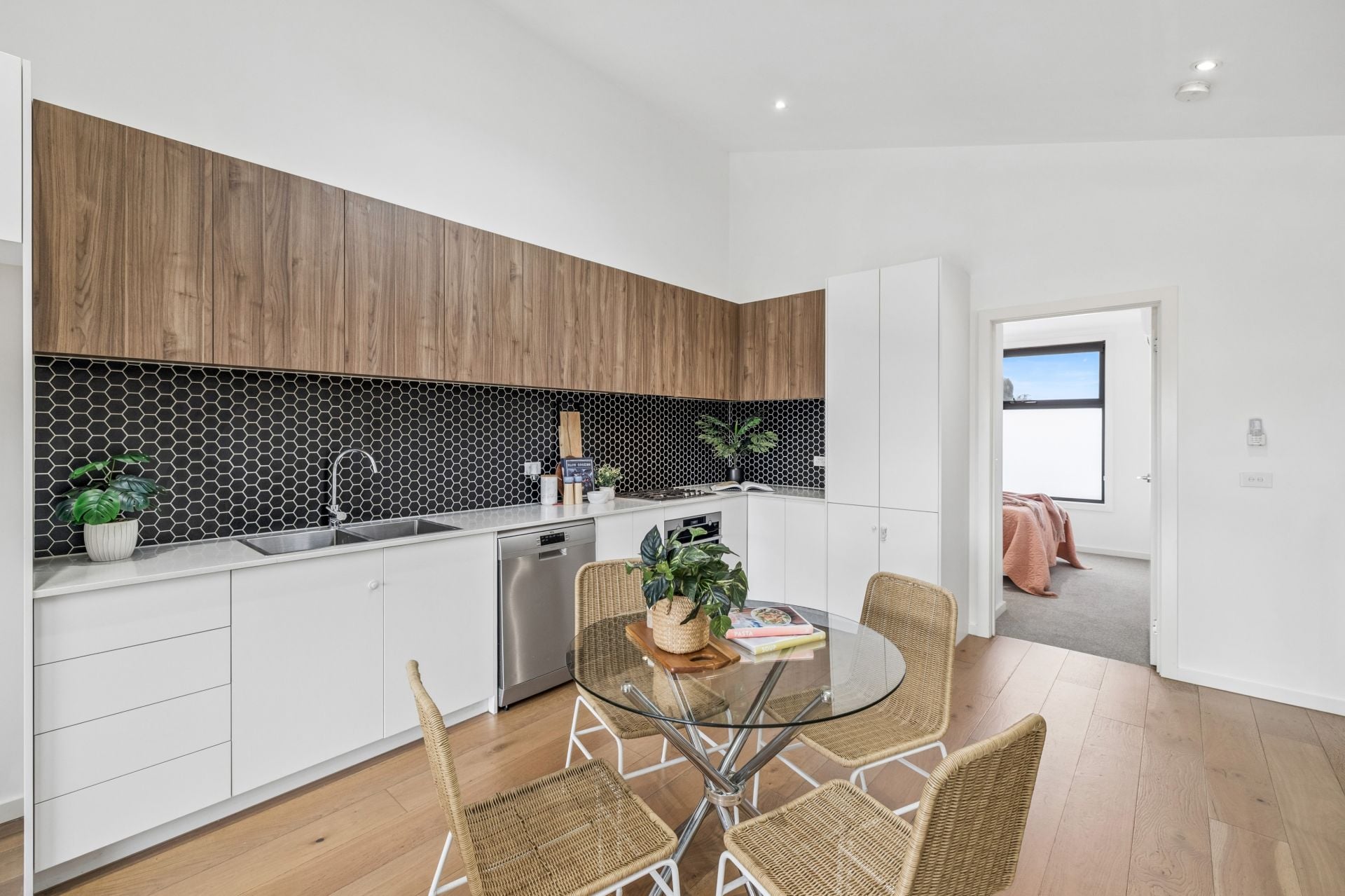 Low-Maintenance Luxury In A Prized Reservoir Location