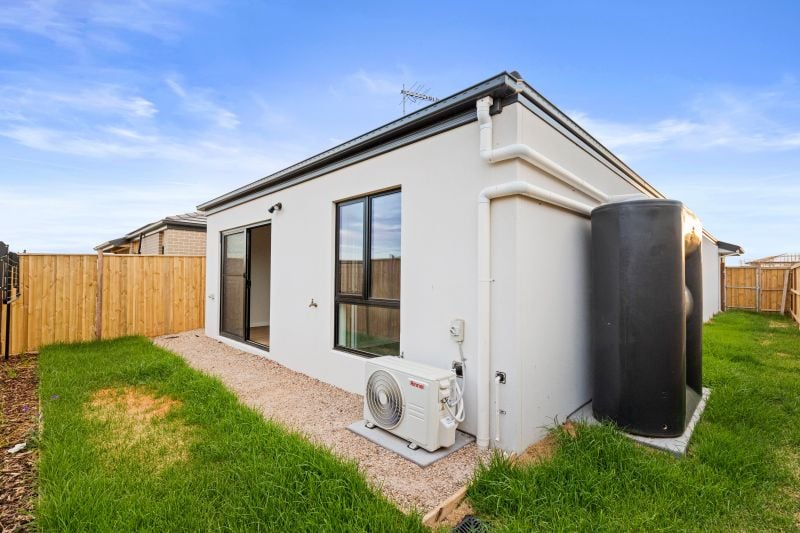 15 Implexa Road, Deanside