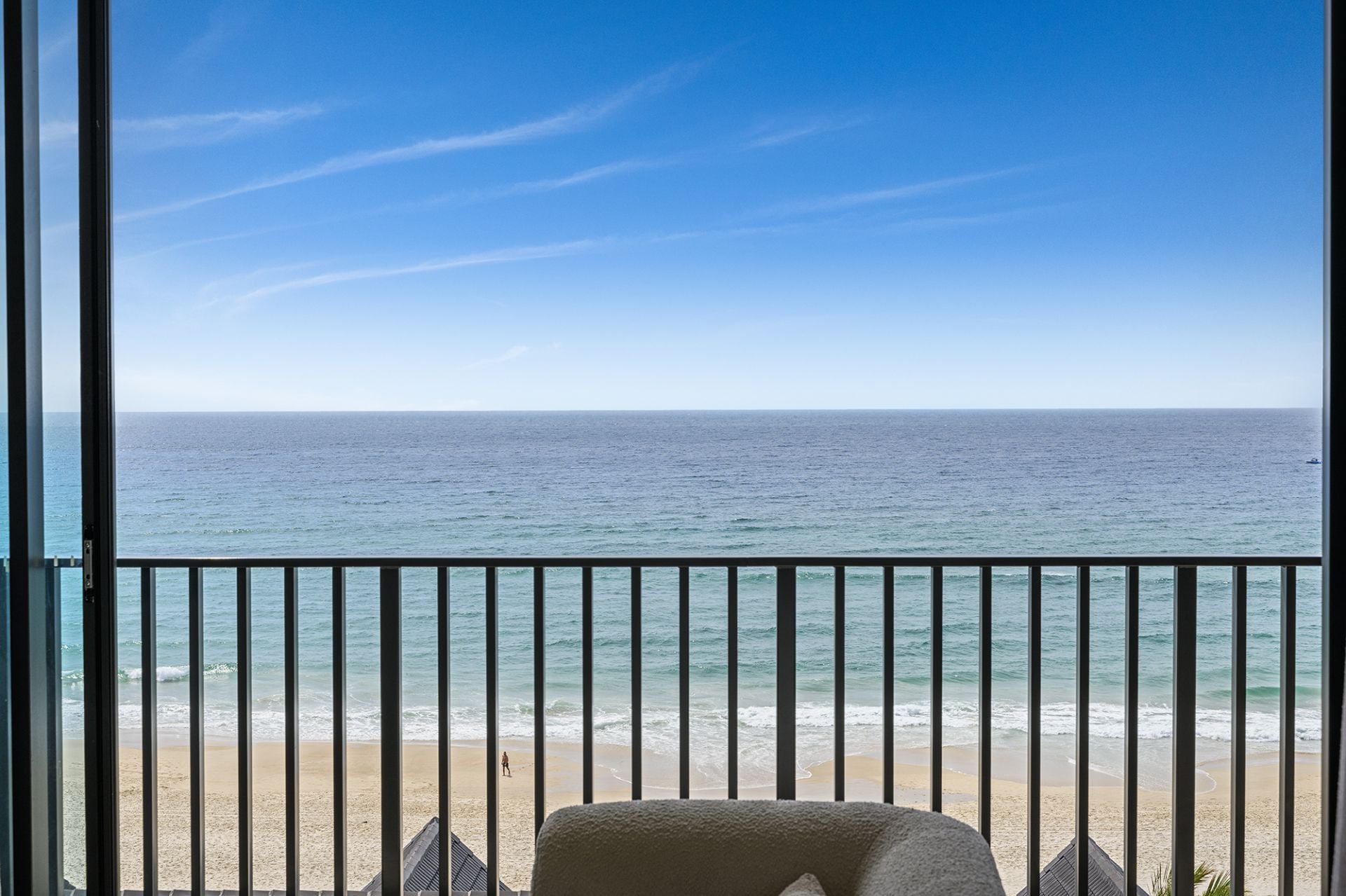 705/4 Seventeenth Avenue, Palm Beach - Thumbnail 4