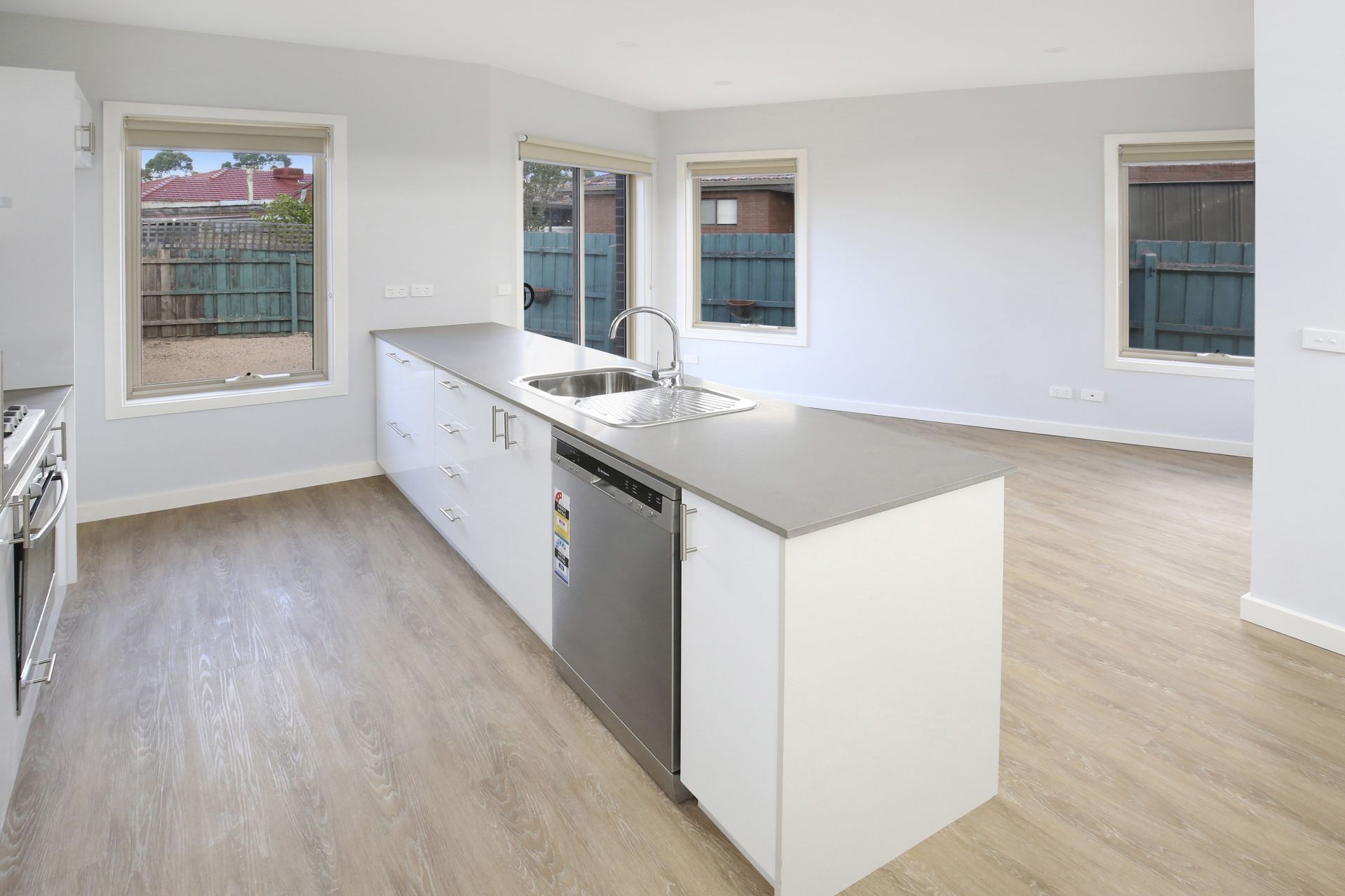 MODERN HOME IN THE HEART OF EPPING