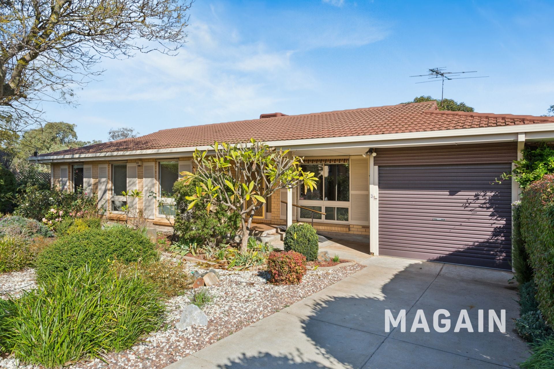 3 Haseldene Drive Christie Downs SA, Christie Downs - Image 1