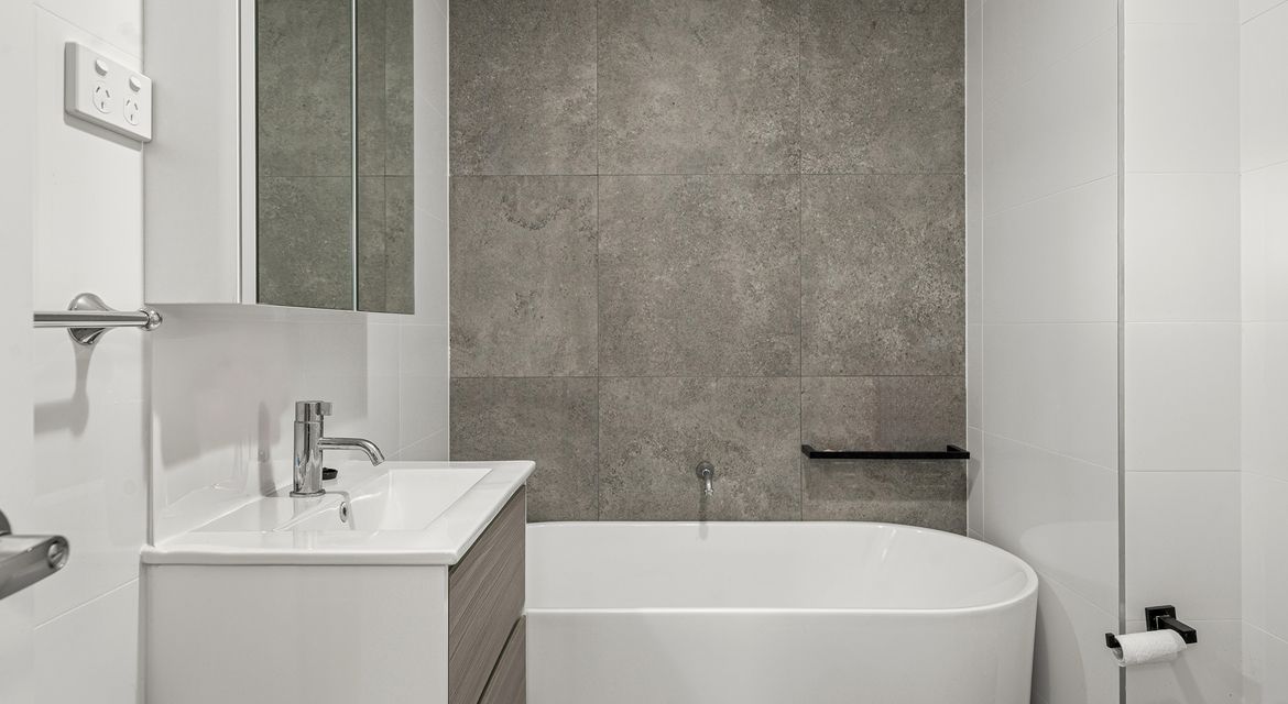 Schofields 42/6 Bingham Street