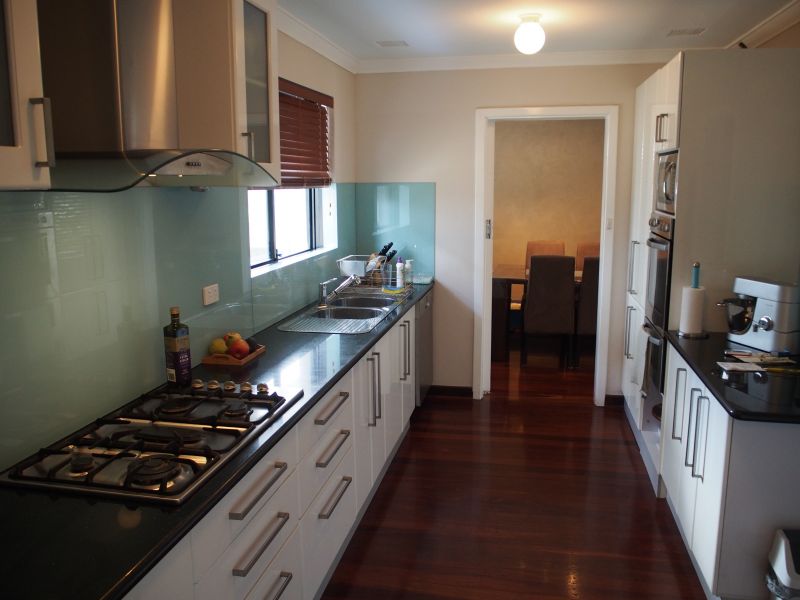 9 Thursley Way, Morley