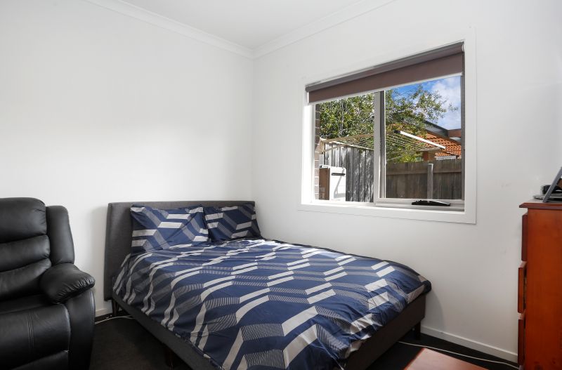 3/128 Rathcown Road, Reservoir