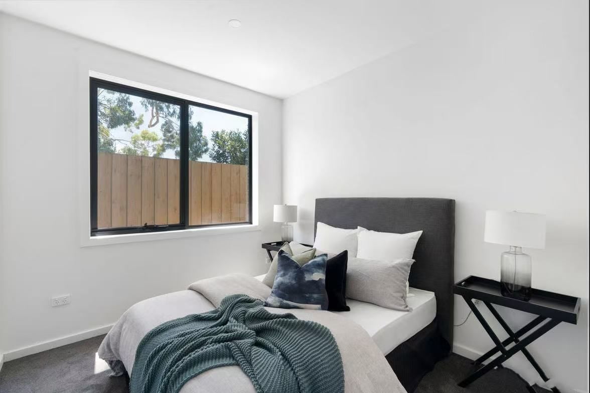 Brand New Townhouse in the Heart of Reservoir