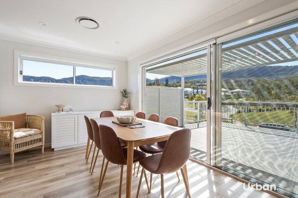 Stream Hill 31 Saddleback Crescent