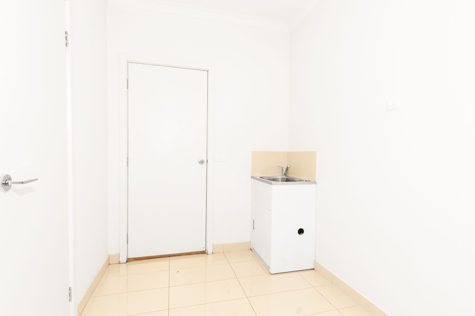 Low-Maintenance Living in a Convenient Location