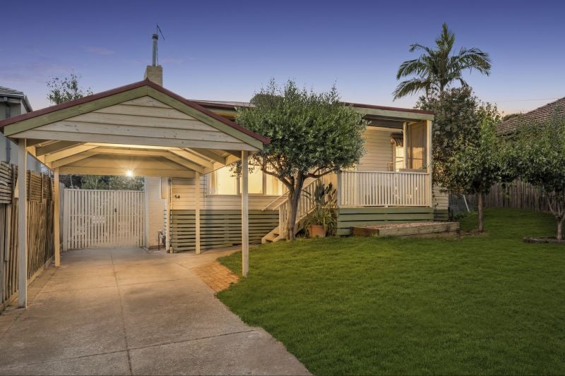 54 Acheron Avenue, Reservoir