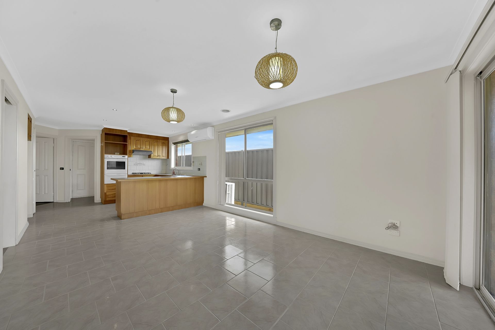 Charming Family Home in Mill Park