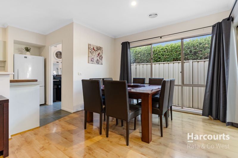 34 Blakeville Drive, Caroline Springs