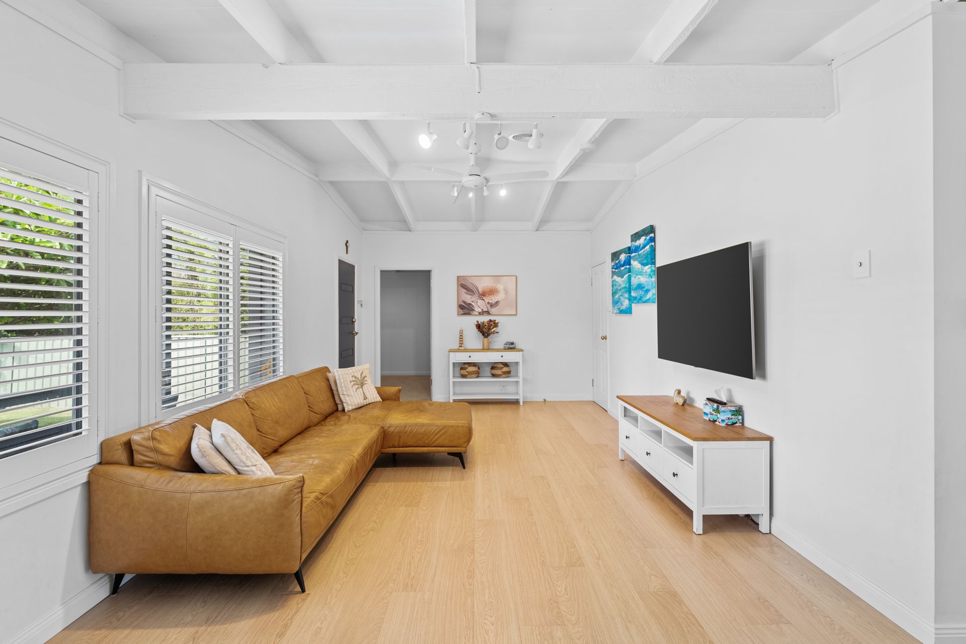 2 Bluebell Avenue, Berkeley Vale, Berkeley Vale - Thumbnail 5