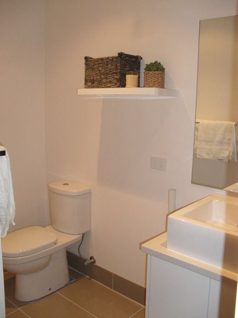 Stylish Renovated Unit in Prime Location – Walk to Northland!