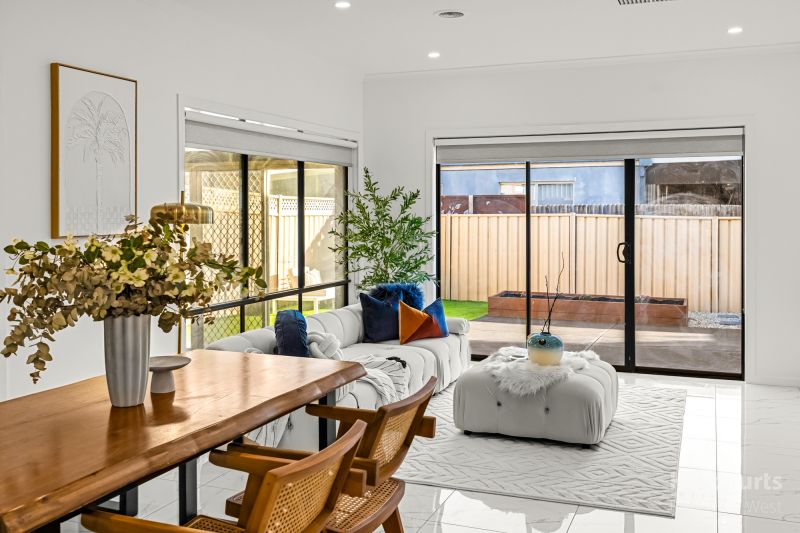 5 Kings Domain, Caroline Springs