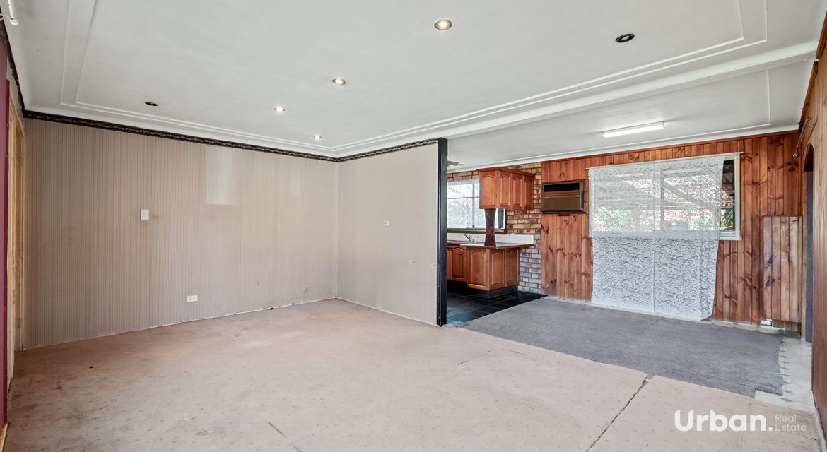 Lurnea 6 Thelma Street