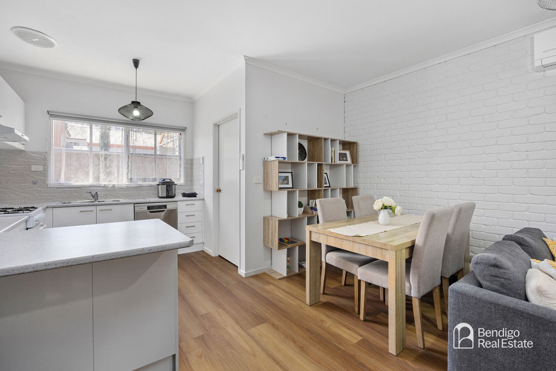 2/67 Carpenter Street Quarry Hill VIC, Hill - Thumbnail 4