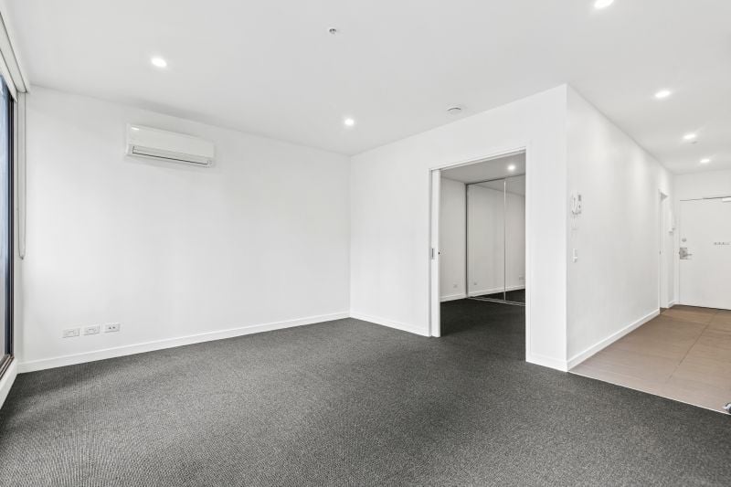 702/250 City Road, Southbank