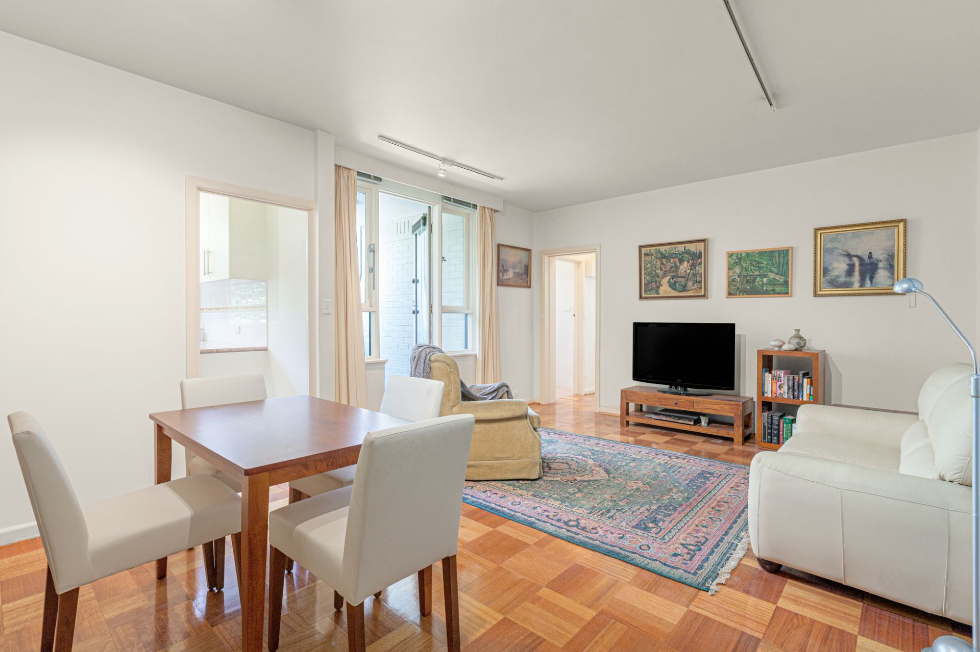 11/53 Grey Street, East Melbourne, East Melbourne - Thumbnail 4