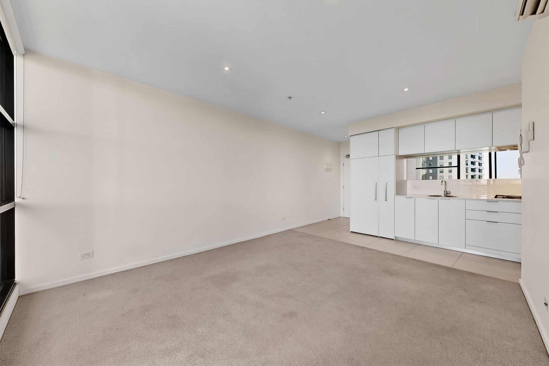 705/46-50 Haig Street, Southbank - Thumbnail 5